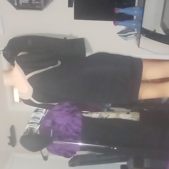 Dress - Picture 3 of 4